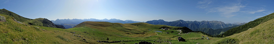 Vista sui Piani dell'Avaro